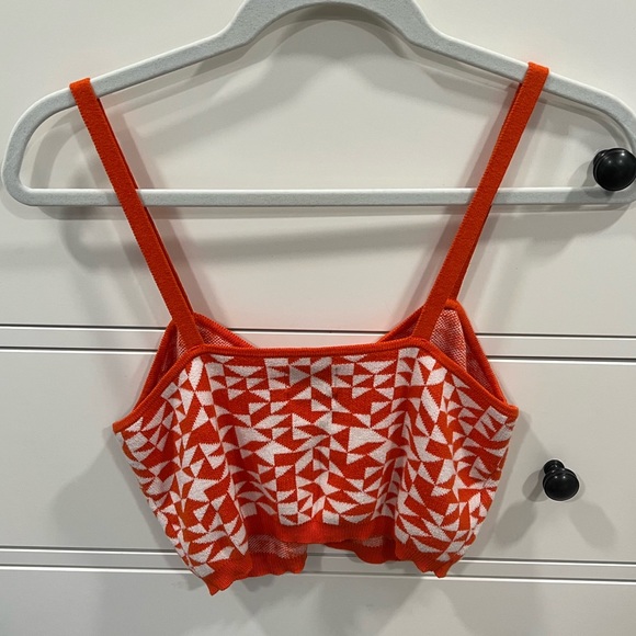 Geographic Bustier Crop Top - Picture 4 of 5